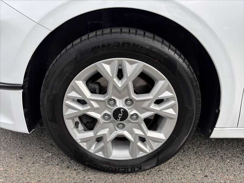 Kia Ceed 1,5 TGDi TOP ZÁRUKA - fotka 36 z 40