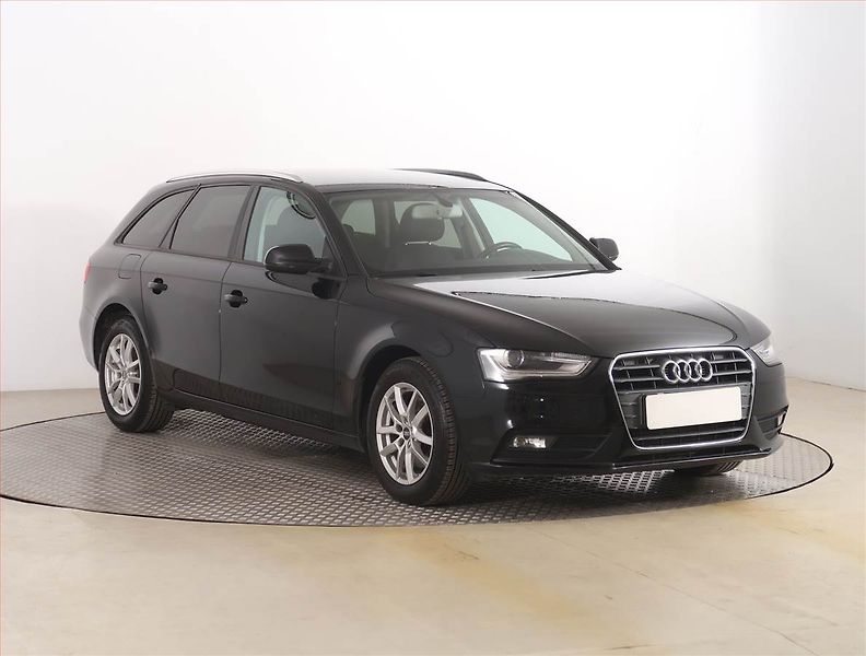 Audi A4 (2015) Ambiente 1.8 TFSI, Serv.kniha - fotografie inzerátu