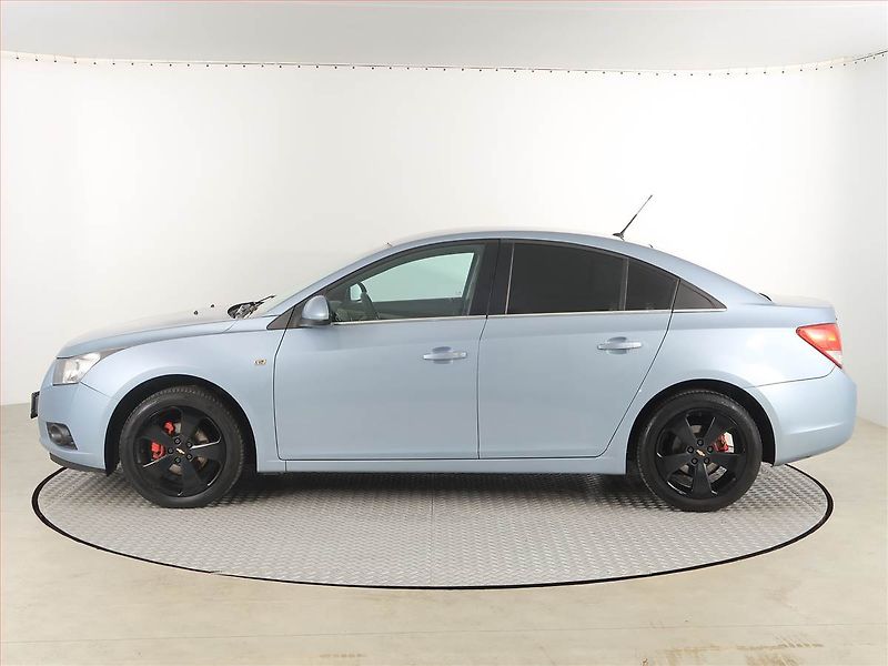 Chevrolet Cruze (2009) 1.8 i 16V, po STK - fotka 3 z 17