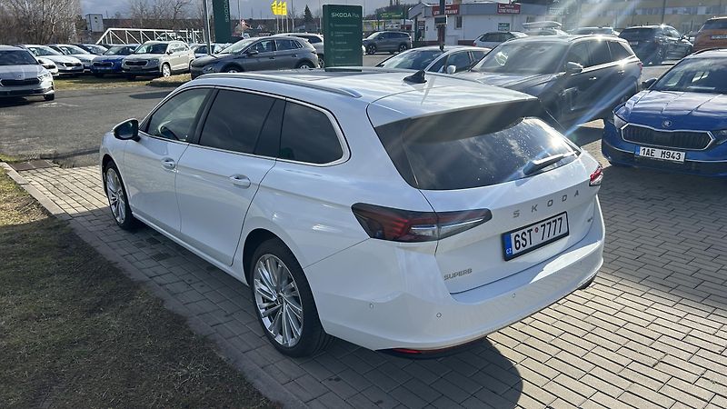 Škoda Superb (2025) TDI, 4x4, DSG, L&K, PANO,NEZ.T - fotka 3 z 28
