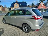 Ford Grand C-MAX (2015) 7 MÍST NAVIGACE POUZE 93t.KM!  - náhled 4