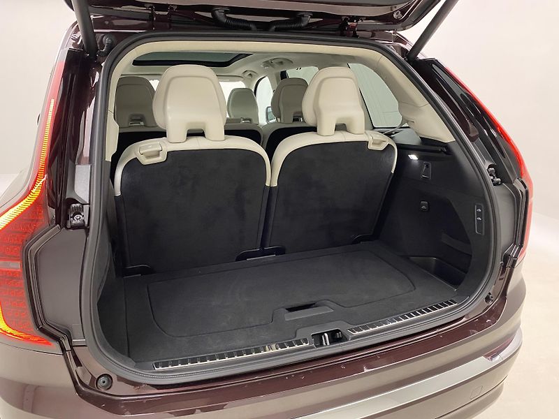Volvo XC90 (2026) B5 AWD AUT BRIGHT ULTRA 7míst - fotka 24 z 74