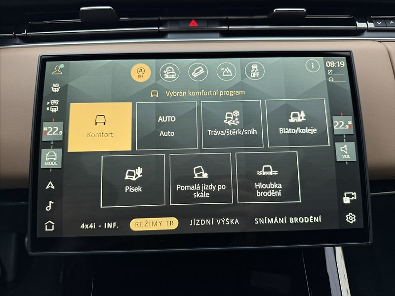 Land Rover Range Rover Sport (2025) 3,0 AUTOBIOGRAPHY P550e - fotka 26 z 48