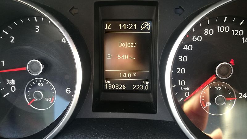 Volkswagen Golf (2013) VI 2,0TDI CABRIO DSG EL.STŘECH - fotka 8 z 17
