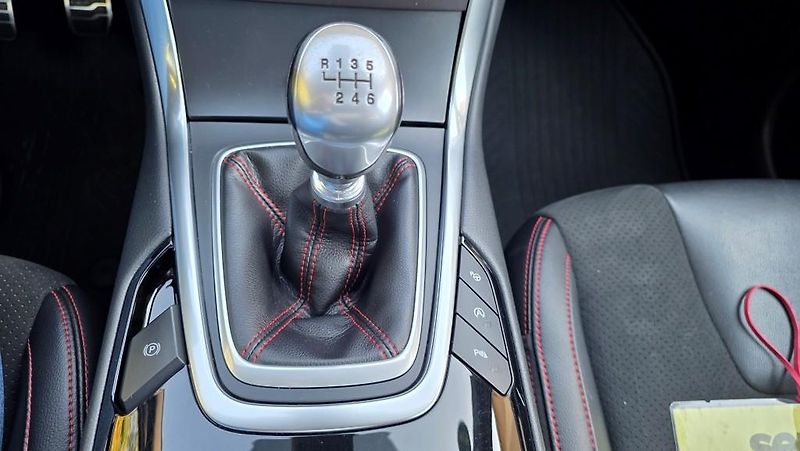 Ford S-MAX (2020) 2.0 EB 110kW ST-line tažné - fotka 44 z 49