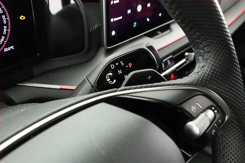 Škoda Kodiaq (2025) 2.0 TDI, SPORTLINE, 4X4 - fotka 12 z 20