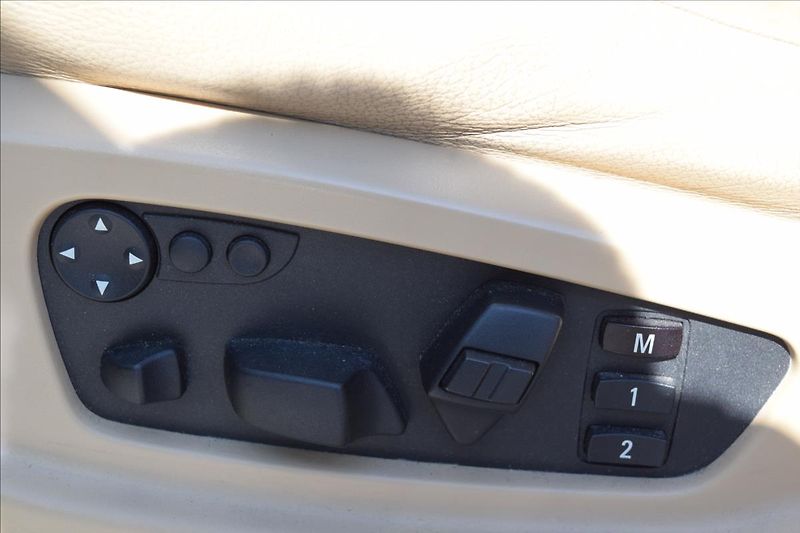 BMW X6 3,0 d 210KW AUTOMAT PO SERVISE - fotka 32 z 50