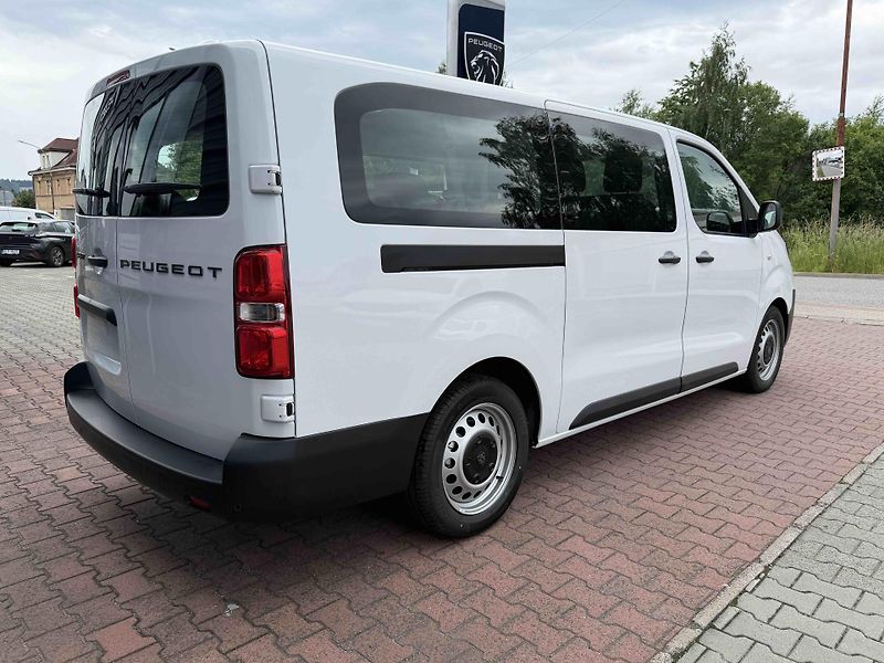 Peugeot Expert (2026) Combi L3 2.2 BlueHDi 150 MAN6 - fotka 5 z 22