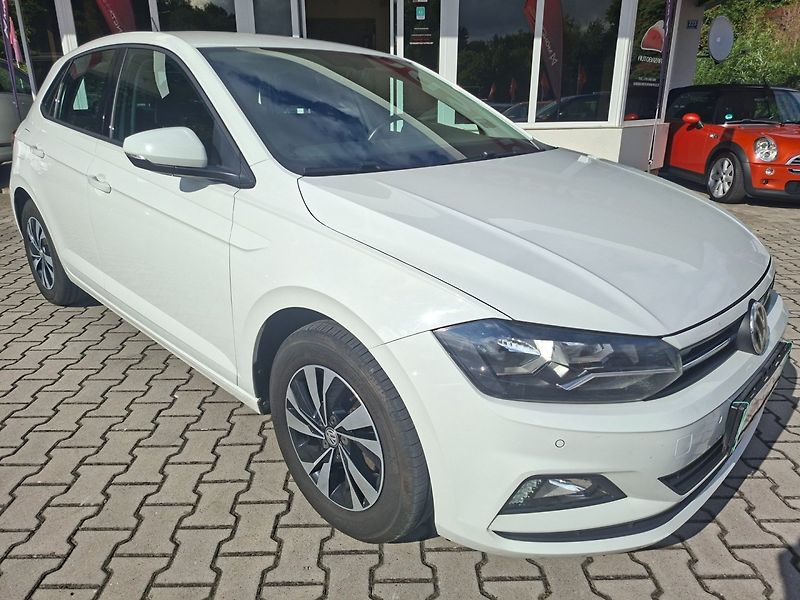 Volkswagen Polo (2017) 1.0TSI 70kW MAN -NOVÉ V ČR - fotka 1 z 39