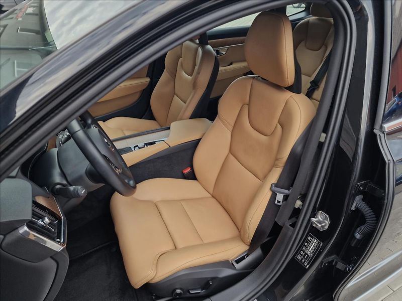 Volvo S90 D5 173kW Inscription,původ ČR - fotka 36 z 50