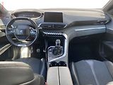 Peugeot 3008 (2019) 1.2 PT, GT Line, LED, navi - náhled 8