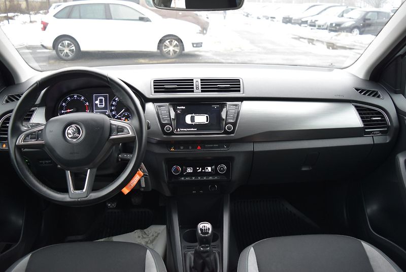 Škoda Fabia (2016) 1.2TSI 81kw AMBITION JOY OPS - fotka 18 z 49