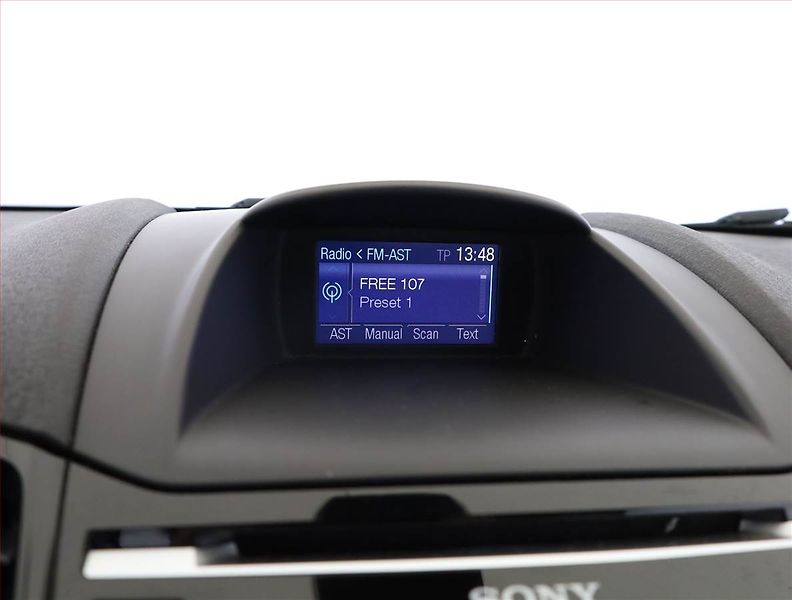 Ford Fiesta (2012) 1.0 EcoBoost, Park. senzory - fotka 13 z 15