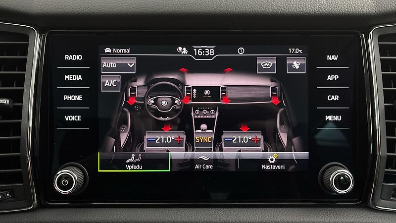 Škoda Kodiaq 2.0 TDI DSG 4x4 L&K - fotka 31 z 34