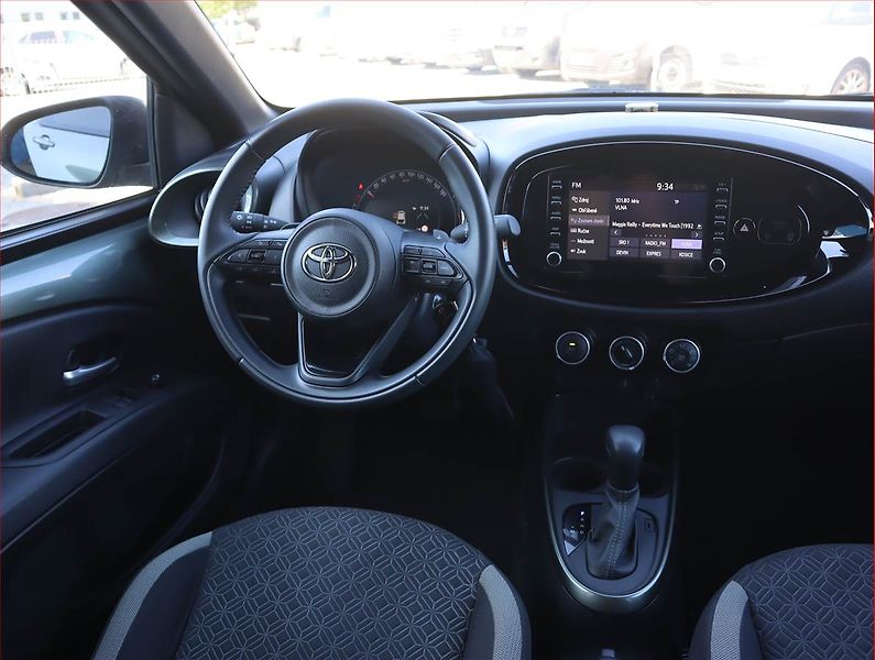 Toyota Aygo (2022) 1.0 VVT-i, Automat, Serv.kniha - fotka 7 z 19