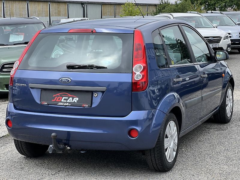 Ford Fiesta 1.3i 51Kw ČR TAŽNÉ KLIMA - fotka 7 z 36