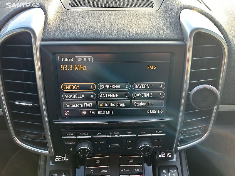 Porsche Cayenne (2013) 3.0 D 180 KW - fotka 18 z 28