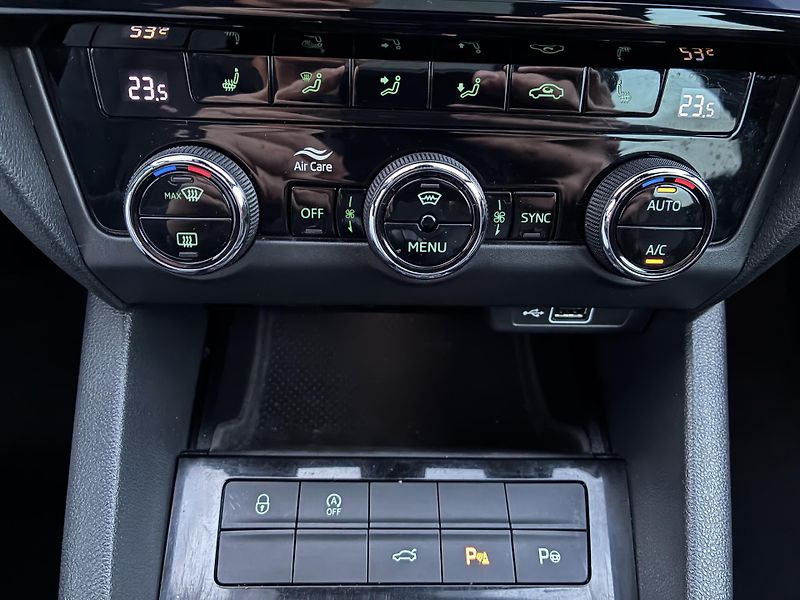 Škoda Octavia STYLE 110 kW MAX.VÝBAVA - fotka 16 z 18