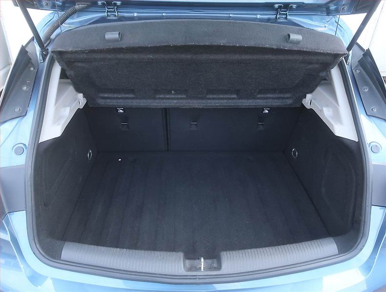 Opel Astra (2016) 1.4 T, Serv.kniha, Tempomat - fotka 13 z 13