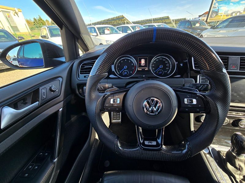 Volkswagen Golf (2014) R 2.0TSi 221KW 4 Motion - fotka 14 z 23