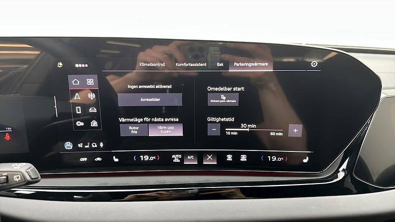 Audi A6 TDI q S-Line Tech+ NezT 360 Ma - fotka 18 z 23