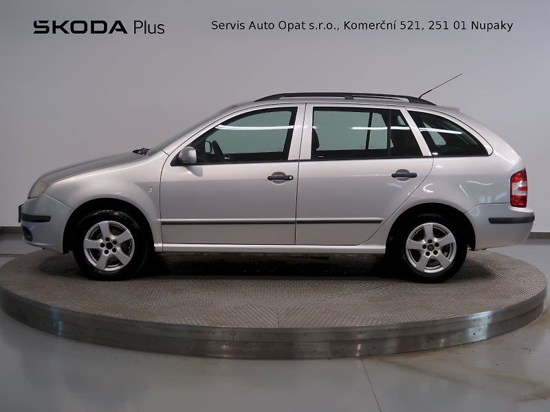 Škoda Fabia (2005) AMBIENTE 1,4i 16V 55KW KLIMA - fotka 3 z 23
