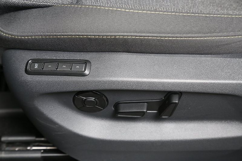 Škoda Kodiaq 1.5 eTSI 7míst Matrix Taž ACC - fotka 7 z 31