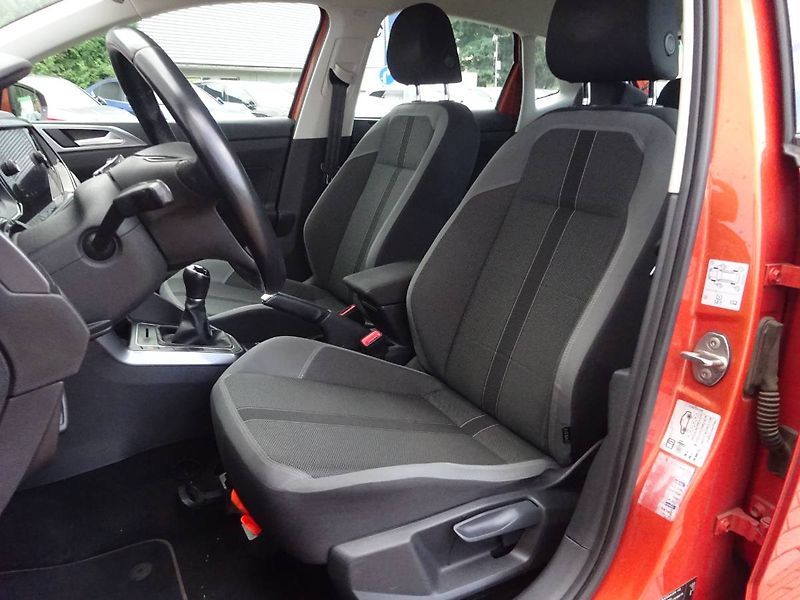 Volkswagen Polo (2018) 1,0 TSi/ 85kW Highline - fotka 26 z 26