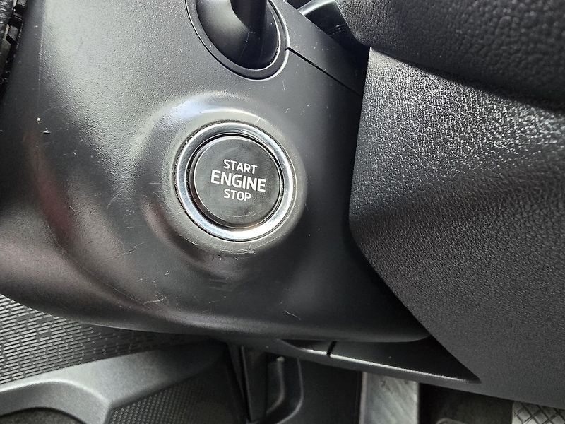 Škoda Octavia 110kW DSG STYLE + NAVI - fotka 35 z 41