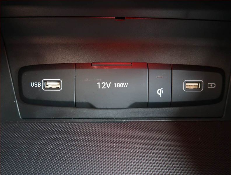 Hyundai Tucson (2023) N-Line Style 1.6 T-GDI 48V MHE - fotka 17 z 22