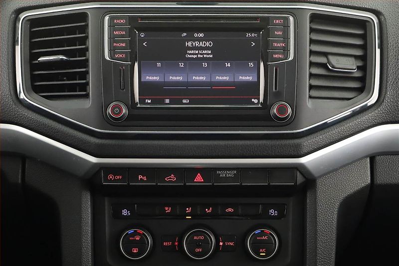 Volkswagen Amarok (2017) Aventura V6 3.0 TDI, 4X4 - fotka 12 z 16