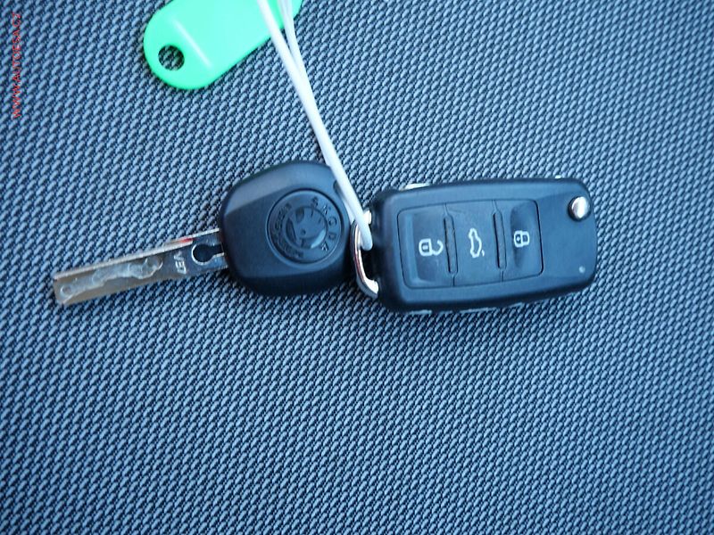 Škoda Citigo (2011) 1.0i, ČR, AC, STK5/28 - fotka 18 z 18