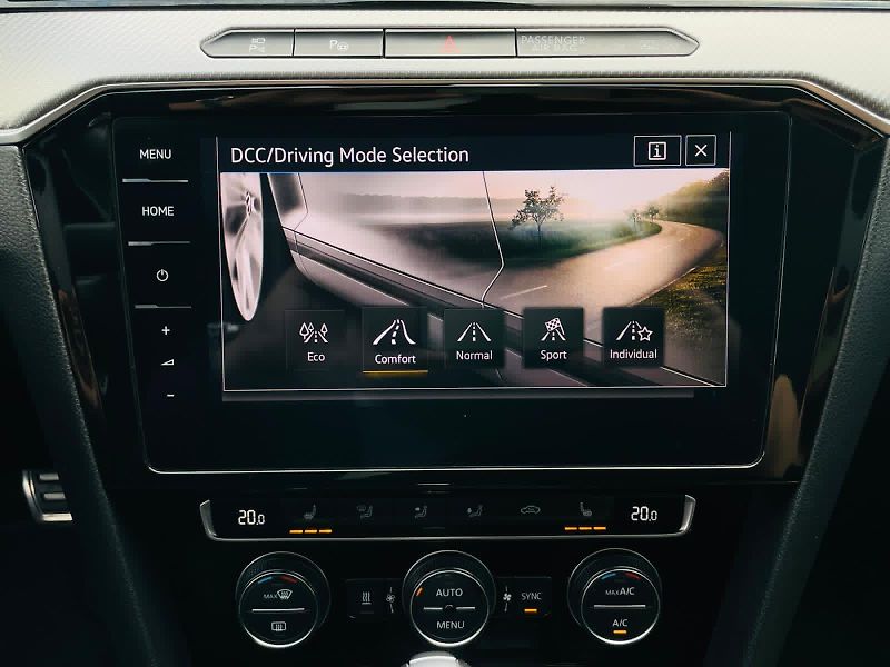 Volkswagen Arteon 2.0TDI 4x4 AUT FULL VÝBAVA ČR - fotka 52 z 59