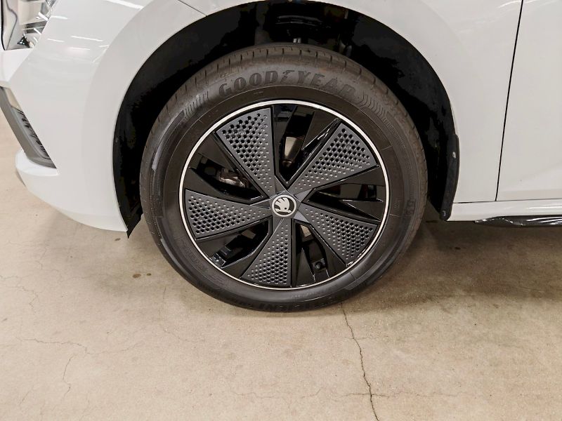 Škoda Kamiq (2025) 1.0 TSI 85 kW Monte Carlo - fotka 29 z 29