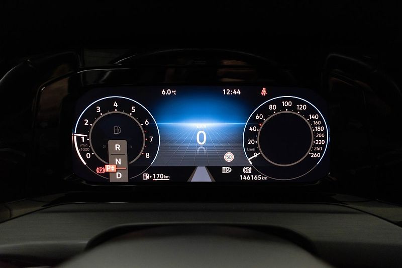 Volkswagen Golf 1.5 TSI STYLE*2xPNEU*DPH*ČR 1M - fotka 21 z 35