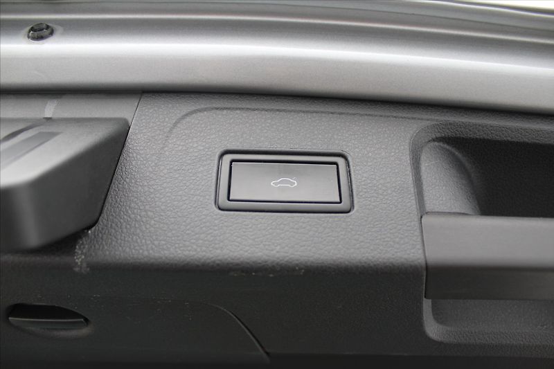 Volkswagen Passat 2.0 TDI 176kW ALLTRACK 4x4 ČR - fotka 29 z 30