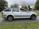 Škoda Octavia (2006) 1.9 TDi 77kw 4x4 kombi - náhled 6
