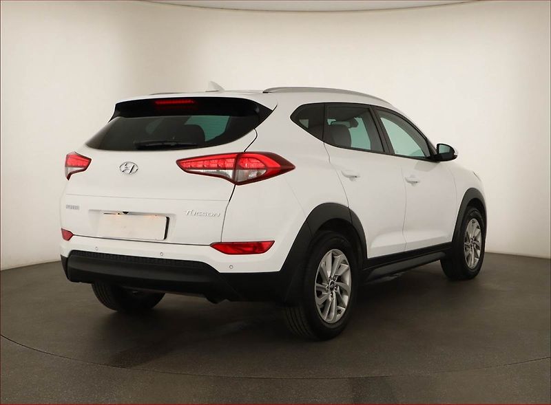 Hyundai Tucson (2016) 1.7 CRDi, Serv.kniha, Navi - fotka 5 z 14