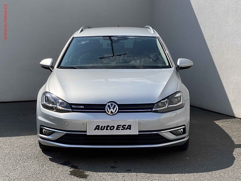 Volkswagen Golf (2019) 1.5 TSi, Join, DSG, LED - fotka 2 z 18
