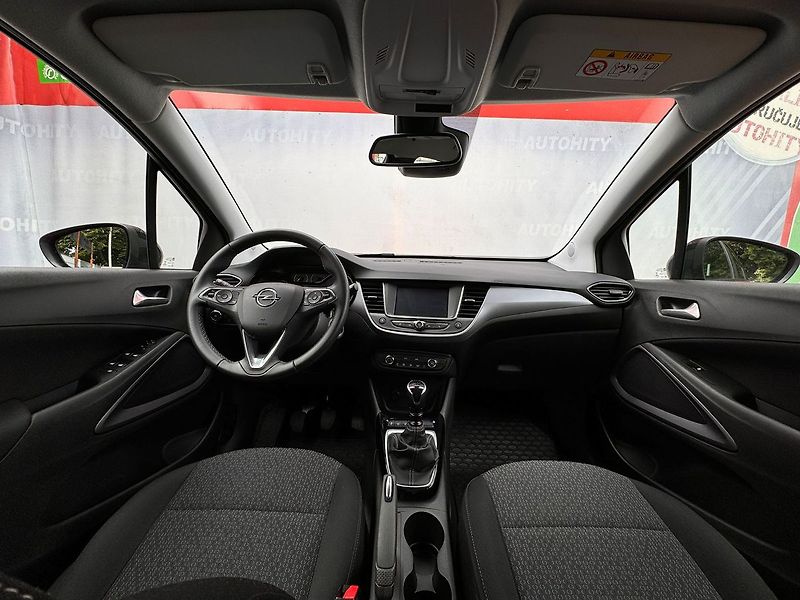 Opel Crossland X 1.2 Turbo, ČR, Serviska - fotka 16 z 26