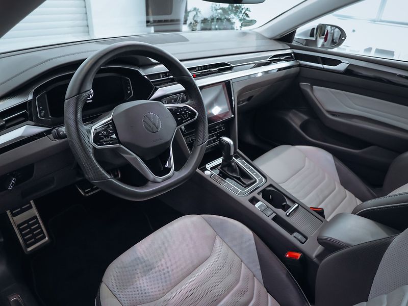 Volkswagen Arteon Shooting Brake 2.0 TSI 206kW 4Motion Elegance - fotka 9 z 31