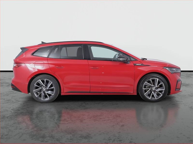 Škoda Enyaq (2022) Sportline 60 (62 kWh), SoH 94% - fotka 6 z 19