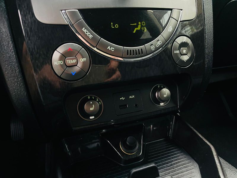 SsangYong Rexton 2.0TD 4x4 AUTOMAT TAŽNÉ VÝHŘEV - fotka 46 z 51