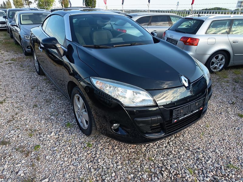 Renault Mégane (2011) Kabroušek 1.4 96kw - fotka 48 z 53