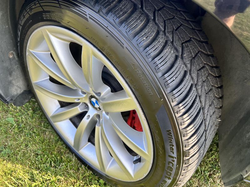 BMW Řada 7 3.0 170KW,MAX VÝBAVA,T.Z - fotka 44 z 46