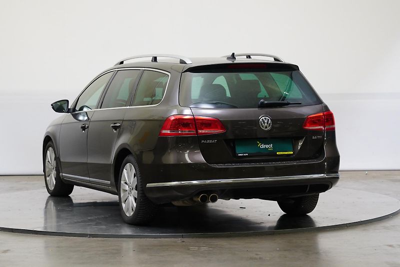 Volkswagen Passat - fotka 7 z 28