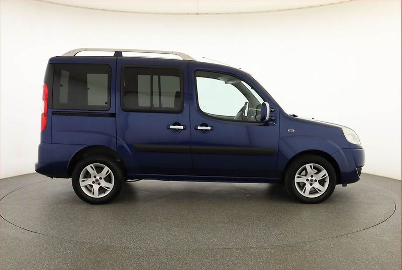 Fiat Dobló (2009) 1.9 JTD, 5Míst - fotka 6 z 12