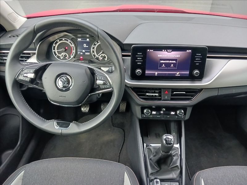 Škoda Kamiq 1,0 81 kW STYLE, 1. majitel - fotka 13 z 22
