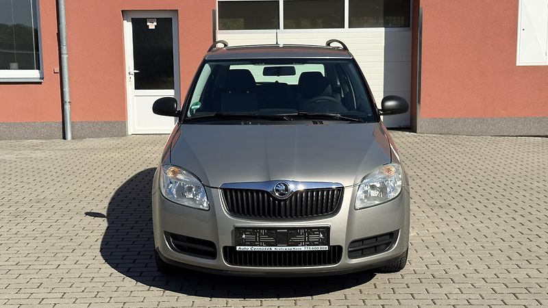 Škoda Fabia (2010) 1.4 16V*63kW*COOL-EDITION*TOP* - fotka 6 z 27