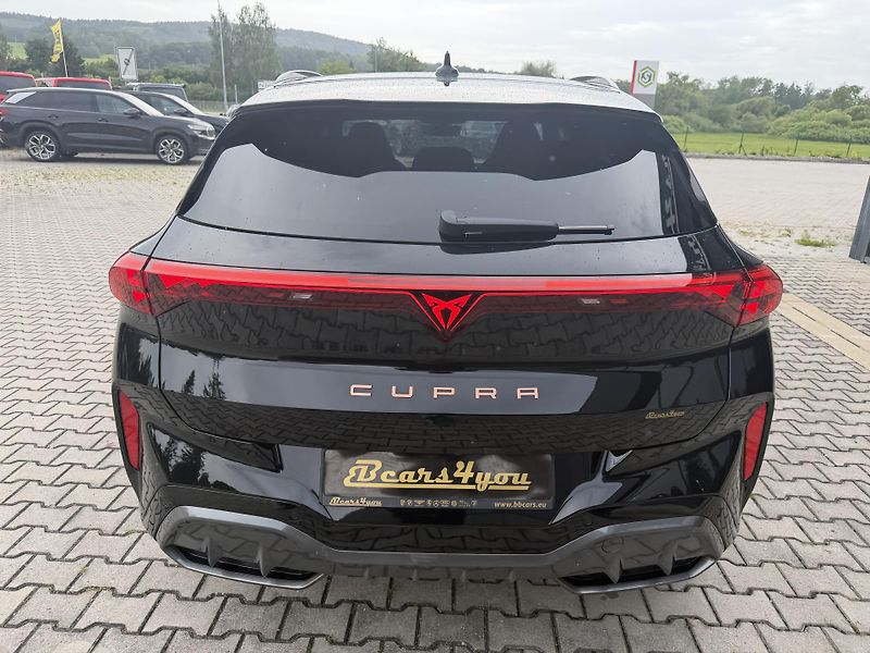 Cupra Terramar (2026) 2.0TSI 150kW 4WD R20 NT ZÁR 5L - fotka 7 z 37